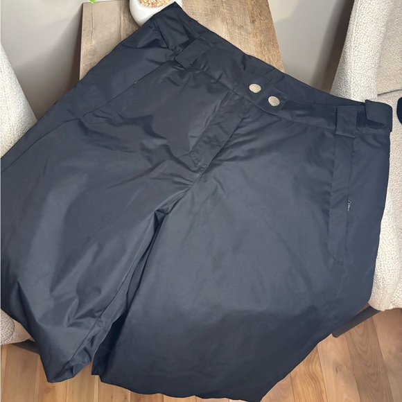 Women’s Peak Performance M/L Snow Pants - Picture 2 of 5